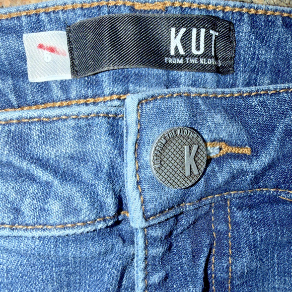 KUT From The Kloth Catherine Boyfriend Jeans Size 6 Dark Wash Distressed Cuffed - Picture 2 of 9